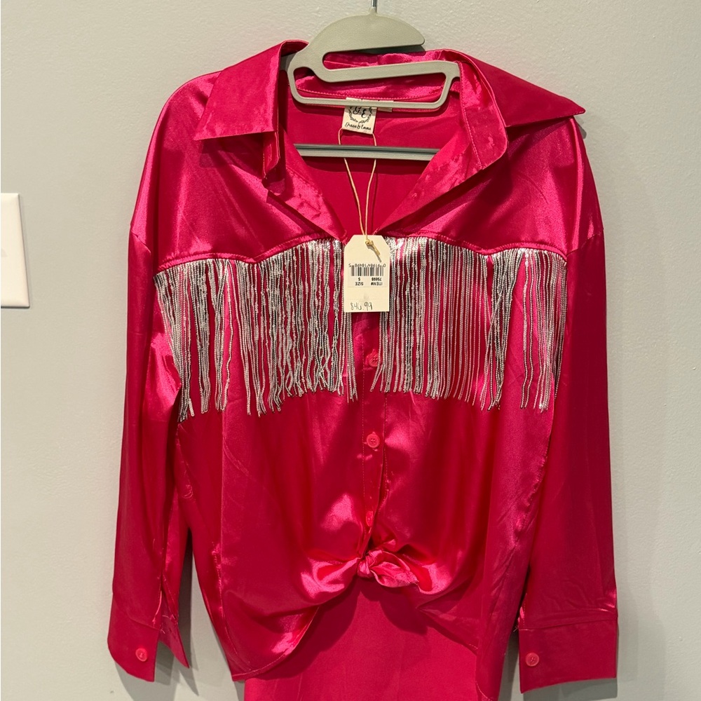 NWT Pink Silky Boutique Cowgirl/Western High Low Top Long Sleeve Women’s small